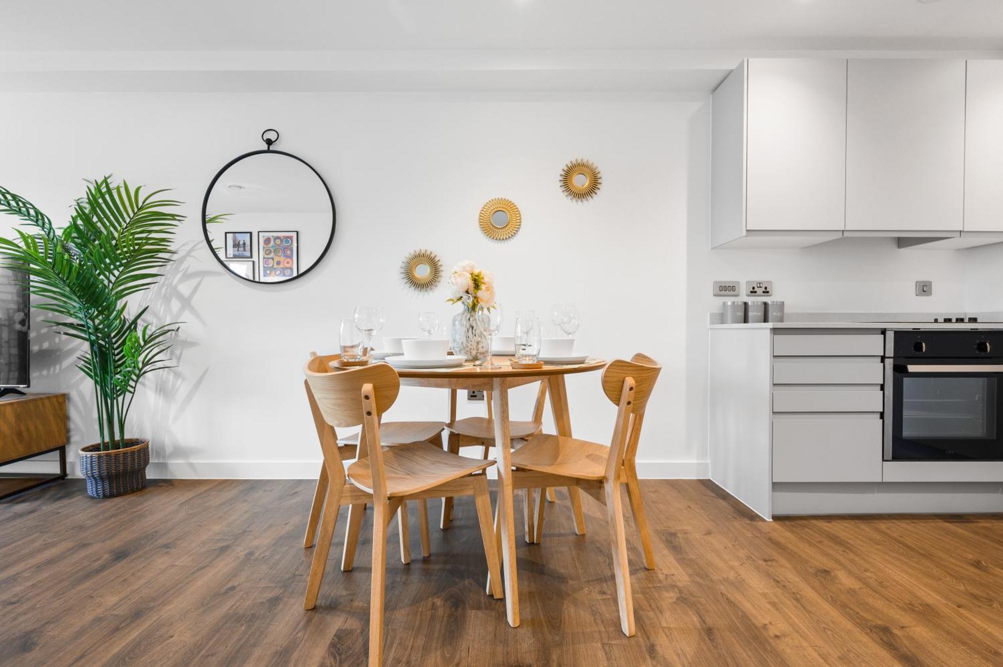 Harboview Haven Waterfront Apartment Manchester